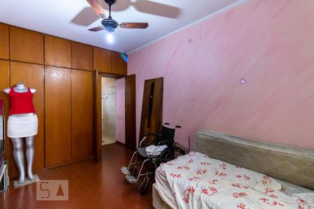 Casa à venda com 215m², 3 quartos e 2 vagas Casa à venda com 215m², 3 quartos e 2 vagasSuíte 2