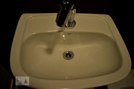 Casa à venda com 200m², 2 quartos e 2 vagas