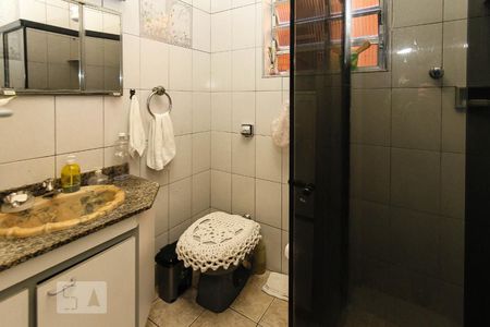 Casa à venda com 60m², 2 quartos e 2 vagas Casa à venda com 60m², 2 quartos e 2 vagasBanheiro