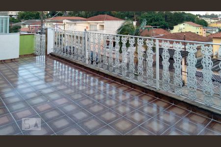 Casa à venda com 350m², 6 quartos e 3 vagas Casa à venda com 350m², 6 quartos e 3 vagasÁrea Comum