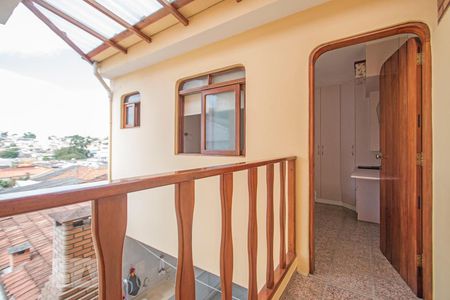 Casa à venda com 180m², 4 quartos e 2 vagas