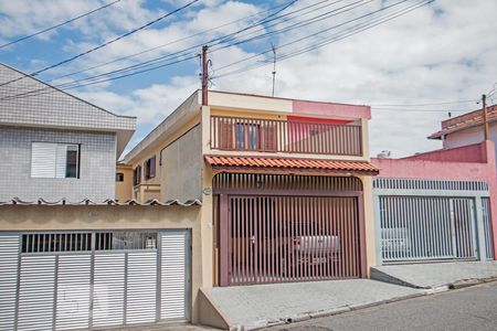 Casa à venda com 180m², 4 quartos e 2 vagas