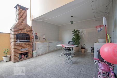 Casa à venda com 180m², 4 quartos e 2 vagas