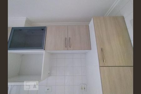 Apartamento para alugar com 65m², 3 quartos e 1 vaga Apartamento para alugar com 65m², 3 quartos e 1 vagaCozinha - Armários