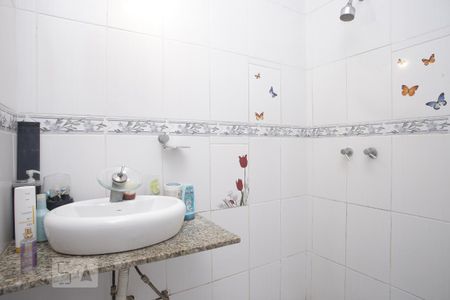 Casa para alugar com 110m², 3 quartos e 2 vagasBanheiro