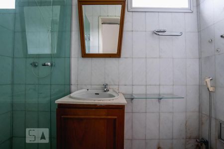 Banheiro de apartamento para alugar com 1 quarto, 85m² em Tijuca, Rio de Janeiro