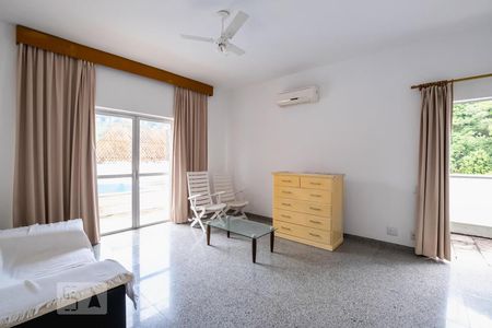 Sala / Quarto de apartamento para alugar com 1 quarto, 85m² em Tijuca, Rio de Janeiro