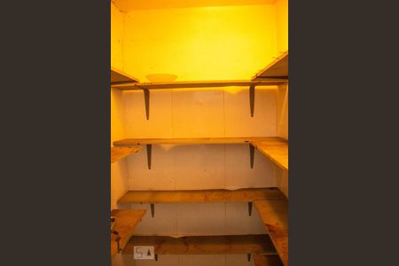 Casa à venda com 312m², 5 quartos e sem vaga Casa à venda com 312m², 5 quartos e sem vagaDispensa