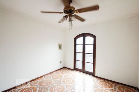 Casa à venda com 120m², 6 quartos e 2 vagas Casa à venda com 120m², 6 quartos e 2 vagasQuarto 1 (Sobrado 2)
