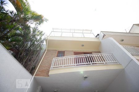 Casa à venda com 270m², 5 quartos e 4 vagas Casa à venda com 270m², 5 quartos e 4 vagasCasa