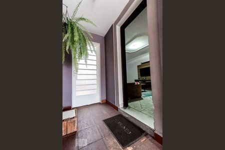 Casa à venda com 136m², 2 quartos e 1 vaga Casa à venda com 136m², 2 quartos e 1 vagaHall Entrada