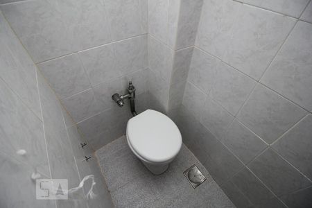 Apartamento à venda com 75m², 2 quartos e 1 vagaBanheiro de Serviço