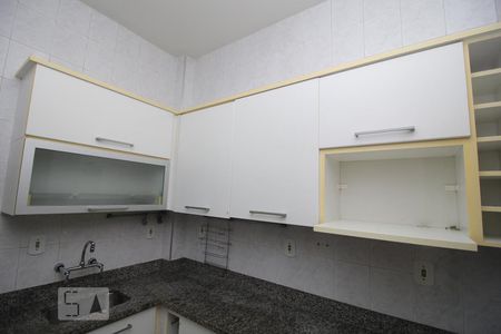 Apartamento à venda com 75m², 2 quartos e 1 vagaCozinha