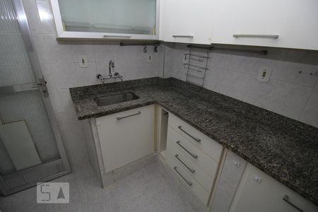 Apartamento à venda com 75m², 2 quartos e 1 vagaCozinha