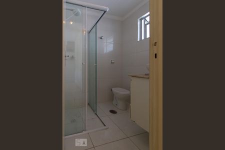 Banheiro de apartamento para alugar com 1 quarto, 40m² em Centro, Campinas