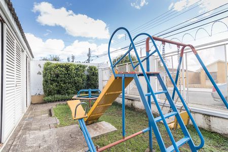 Casa à venda com 78m², 2 quartos e 1 vagaÁrea Comum - Playground