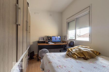 Dormitório de casa para alugar com 2 quartos, 78m² em Jardim Carvalho, Porto Alegre