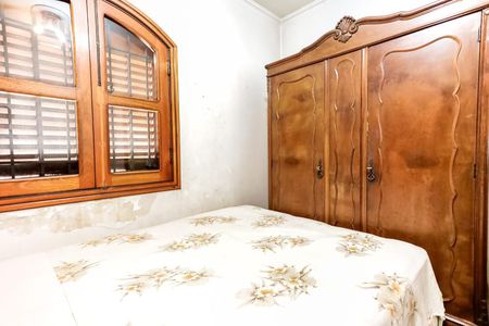 Casa à venda com 285m², 3 quartos e 10 vagas Casa à venda com 285m², 3 quartos e 10 vagasQuarto 2