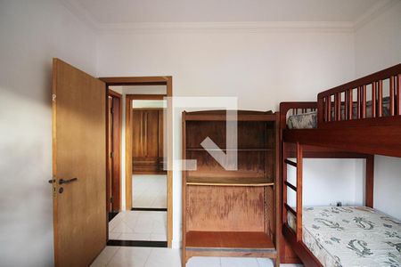 Casa para alugar com 330m², 8 quartos e 5 vagasQuarto 3