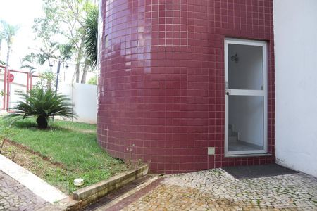 Apartamento à venda com 100m², 3 quartos e 1 vagaEntrada do Edifício