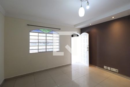 Sala de casa para alugar com 2 quartos, 80m² em Vila Granada, São Paulo