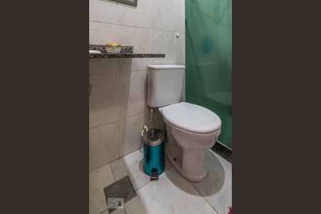 Casa de condomínio para alugar com 120m², 2 quartos e 1 vagaBanheiro da Suíte 2