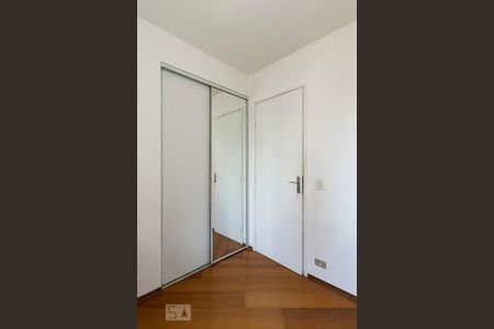 Quarto 1 de apartamento à venda com 3 quartos, 80m² em Jardim Santa Cruz, São Paulo
