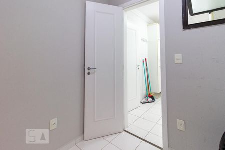 Apartamento à venda com 177m², 4 quartos e sem vaga Apartamento à venda com 177m², 4 quartos e sem vagaQuarto de Serviço