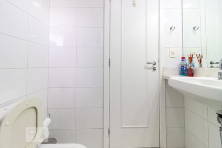 Apartamento à venda com 177m², 4 quartos e sem vaga Apartamento à venda com 177m², 4 quartos e sem vagaBanheiro da Suíte 2