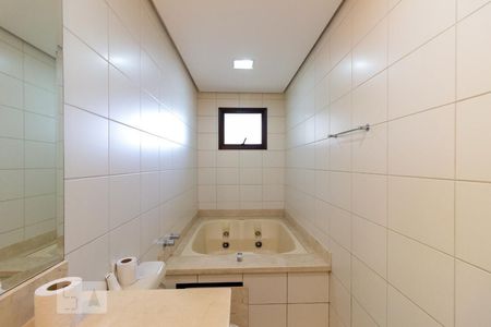 Apartamento à venda com 177m², 4 quartos e sem vaga Apartamento à venda com 177m², 4 quartos e sem vagaBanheiro da Suíte 1