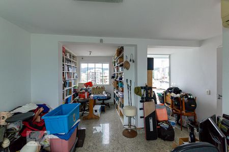 Apartamento à venda com 278m², 6 quartos e 2 vagasQuarto 6 