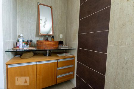 Apartamento à venda com 278m², 6 quartos e 2 vagasBanheiro da Suíte 4