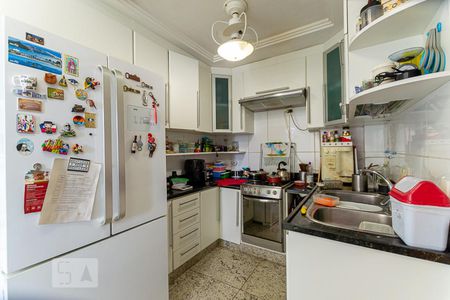 Apartamento à venda com 278m², 6 quartos e 2 vagasCozinha 