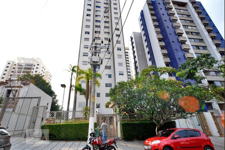 Apartamento para alugar com 60m², 2 quartos e 1 vagaFachada