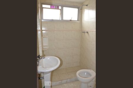 Apartamento à venda com 68m², 2 quartos e 1 vagaBANHEIRO