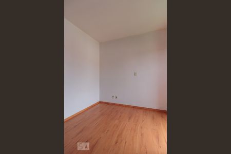 Suíte de casa para alugar com 3 quartos, 123m² em Vila Cláudia, São Paulo