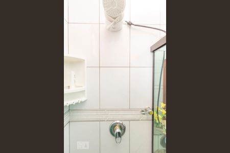 Casa à venda com 452m², 3 quartos e 6 vagasBanheiro da Suíte 2