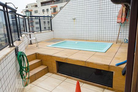 Apartamento à venda com 180m², 4 quartos e 2 vagas Apartamento à venda com 180m², 4 quartos e 2 vagasCobertura - Piscina