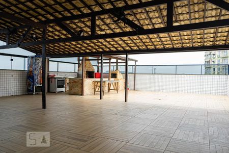 Apartamento à venda com 180m², 4 quartos e 2 vagas Apartamento à venda com 180m², 4 quartos e 2 vagasÁrea comum - Salão de festas 1