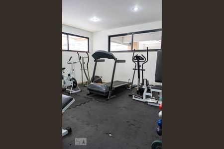 Apartamento à venda com 180m², 4 quartos e 2 vagas Apartamento à venda com 180m², 4 quartos e 2 vagasÁrea comum - Academia