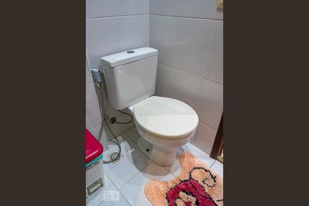 Apartamento à venda com 180m², 4 quartos e 2 vagas Apartamento à venda com 180m², 4 quartos e 2 vagasBanheiro Social 2