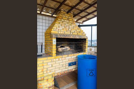 Apartamento à venda com 180m², 4 quartos e 2 vagas Apartamento à venda com 180m², 4 quartos e 2 vagasÁrea comum - Salão de festas 2