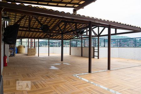 Apartamento à venda com 180m², 4 quartos e 2 vagas Apartamento à venda com 180m², 4 quartos e 2 vagasÁrea comum - Salão de festas 2