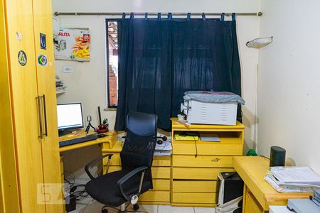 Apartamento à venda com 180m², 4 quartos e 2 vagas Apartamento à venda com 180m², 4 quartos e 2 vagasQuarto 4