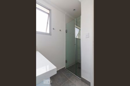 Banheiro de kitnet/studio para alugar com 1 quarto, 29m² em Vila da Saúde, São Paulo