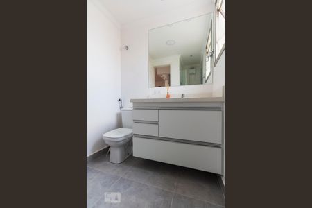 Banheiro de kitnet/studio para alugar com 1 quarto, 29m² em Vila da Saúde, São Paulo