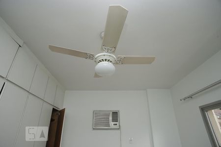 Quarto de apartamento à venda com 1 quarto, 58m² em Vila Isabel, Rio de Janeiro