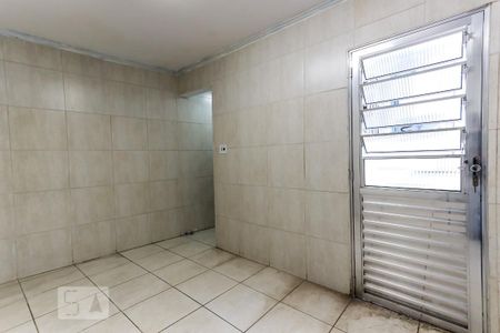 Casa à venda com 109m², 1 quarto e 2 vagas Casa à venda com 109m², 1 quarto e 2 vagasCozinha