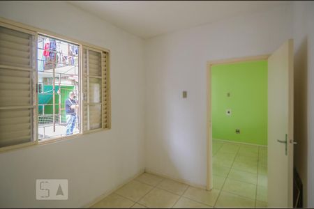 Quarto 1 de apartamento para alugar com 2 quartos, 60m² em Vila Nova, Porto Alegre