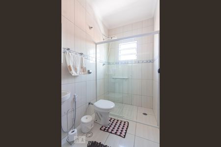 Casa à venda com 260m², 4 quartos e 2 vagasBanheiro